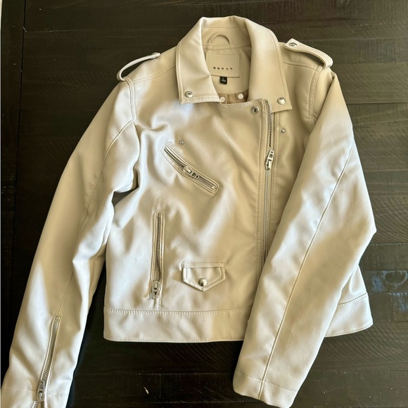 BlankNYC Moto Jacket - Picture 3 of 4